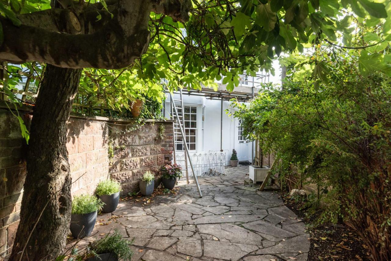 Apartamento Birch At Ship St Gardens Brighton Exterior foto