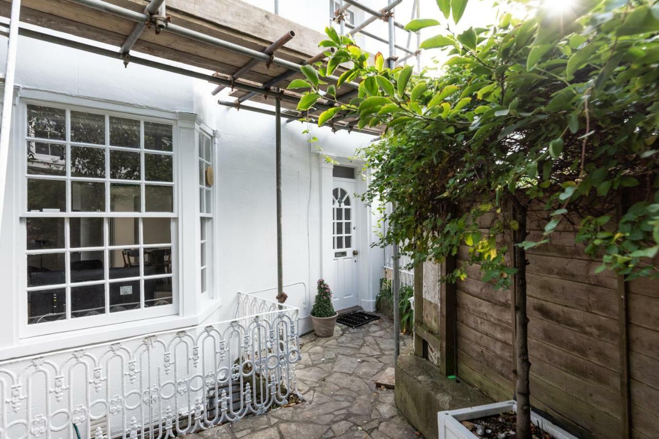 Apartamento Birch At Ship St Gardens Brighton Exterior foto